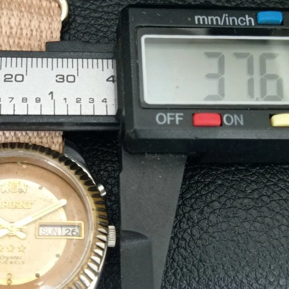 Vintage 1975 Orient Automatic Mens Silver Watch W/daydate & Gold accents